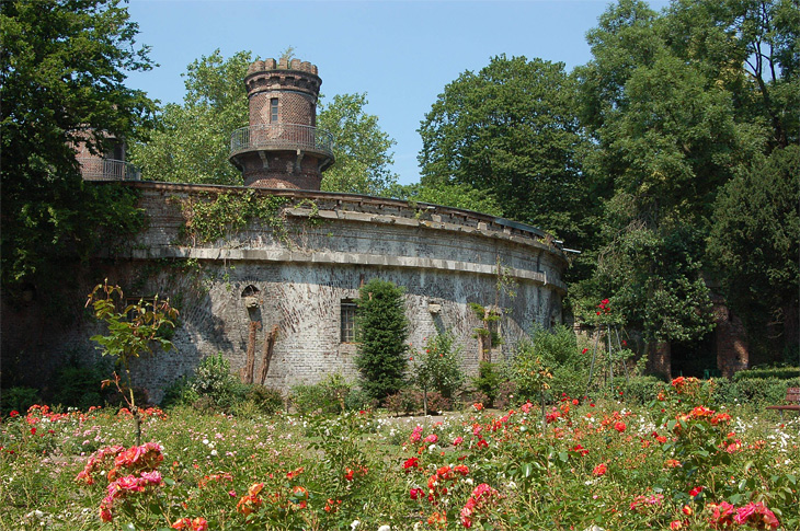 Volksgarten – Fort Paul